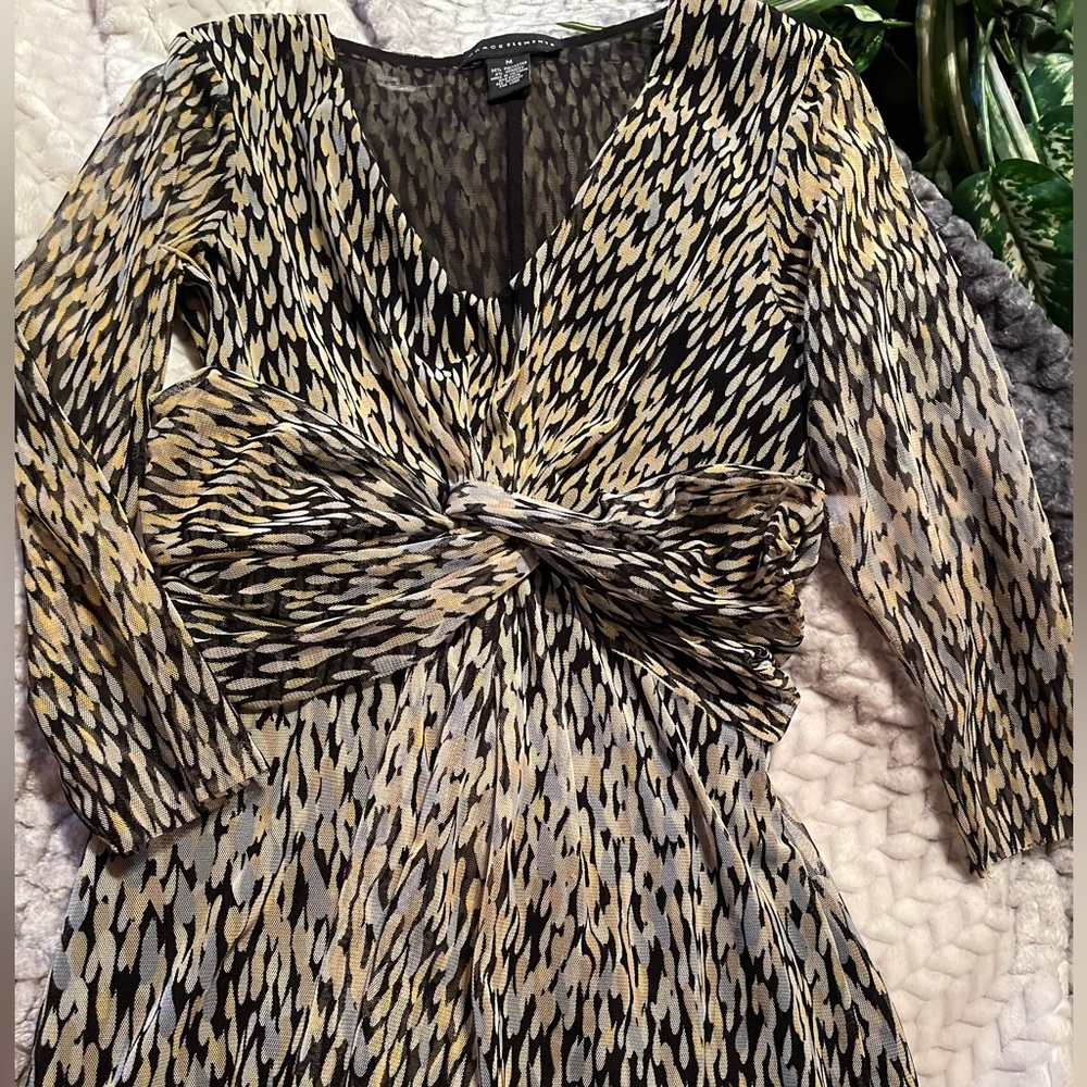 STUNNING GRACE ELEMENTS Ladies rusched top/shades of black brown & gold SZ M EUC
